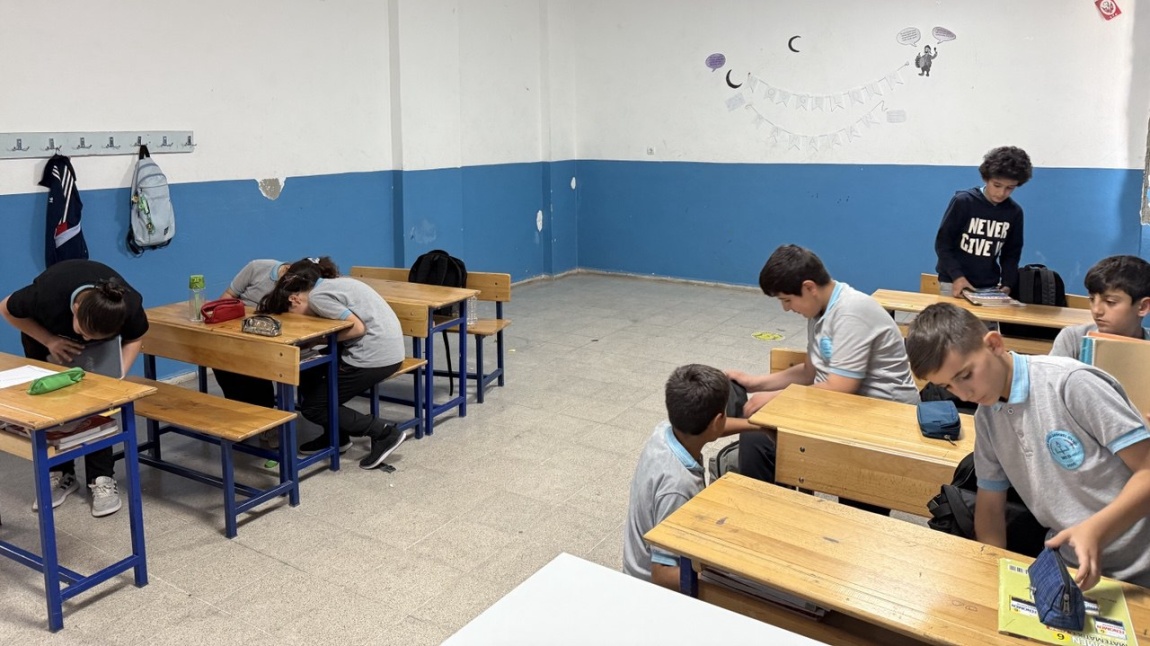 YAŞAM BECERİLERİ - Okul Eşyalarını Düzenleme